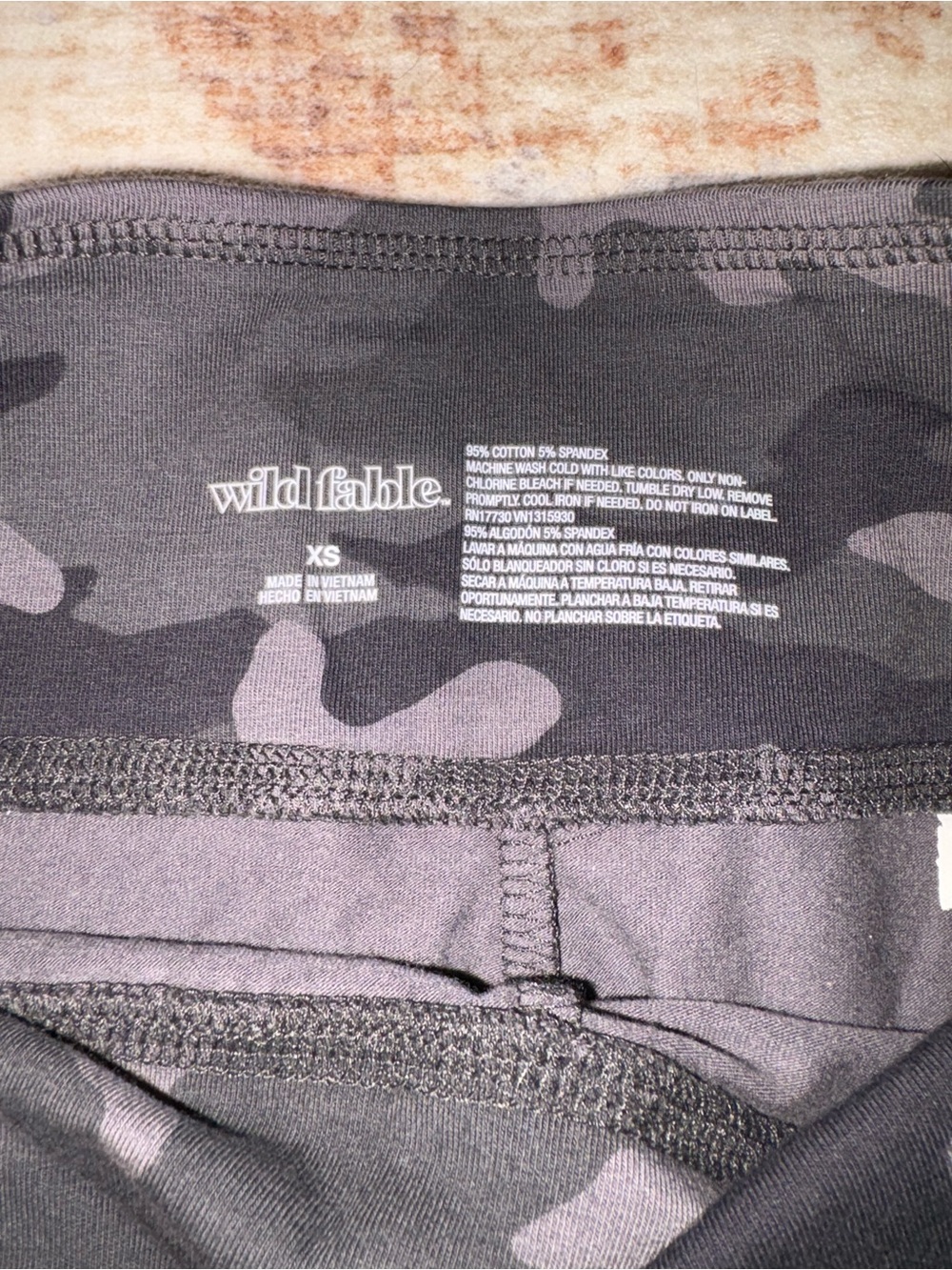 🍑 Camo Leggings - Olive & Charcoal Brand New Size Extra Small Wild Fable - Picture 2 of 6